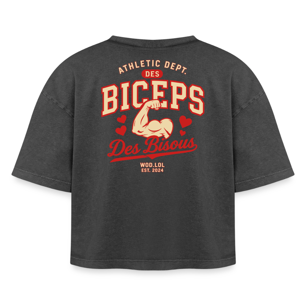Crop top boxy femme Des Biceps Des Bisous V2 acid wash noir délavé, vue de dos avec grand print Athletic Dept. – WOD.LOL