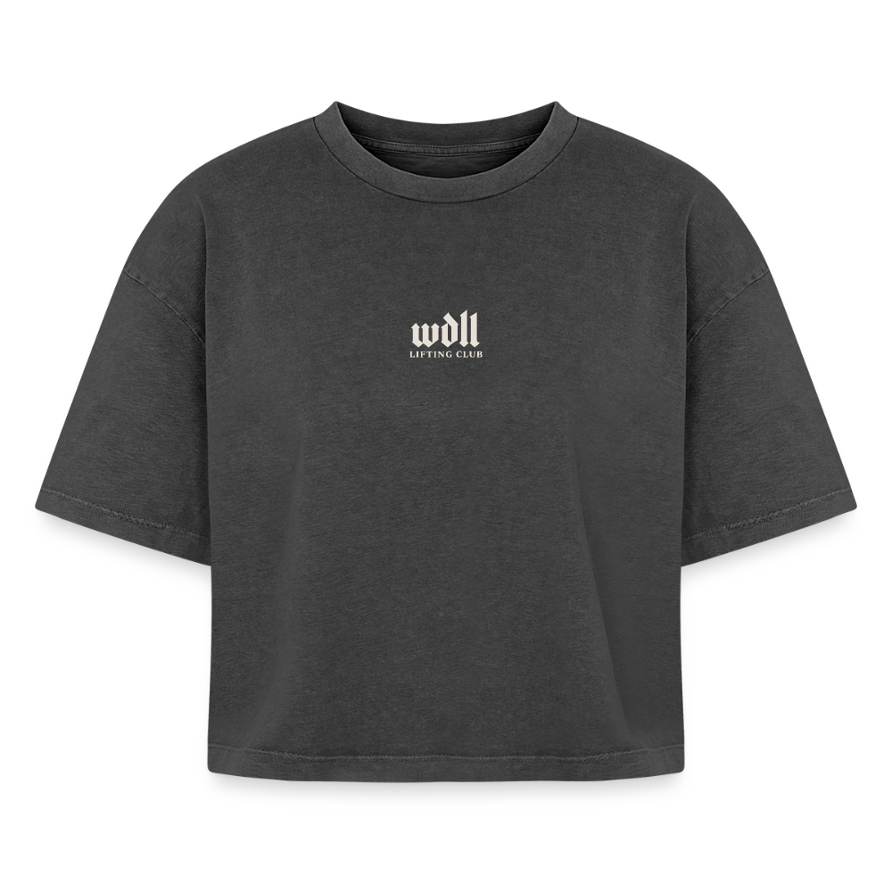 Crop top boxy femme WDLL Lift Improve Belong acid wash noir délavé, vue de face avec petit logo WDLL poitrine – WOD.LOL