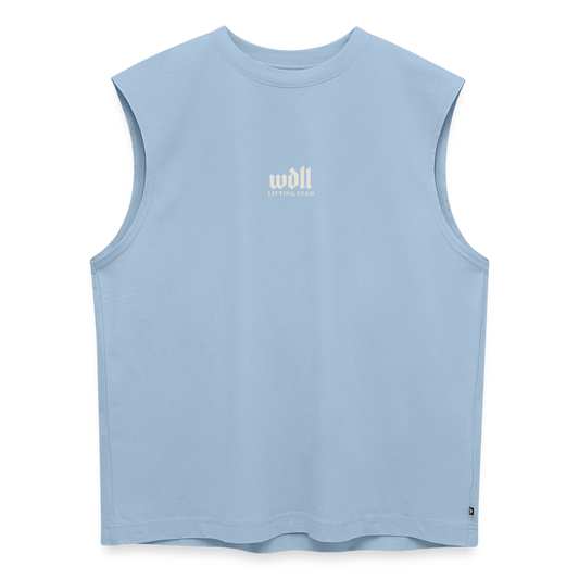 Tank top coupe classique WDLL Relentless bleu clair, vue de face avec petit logo wdll poitrine – WOD.LOL