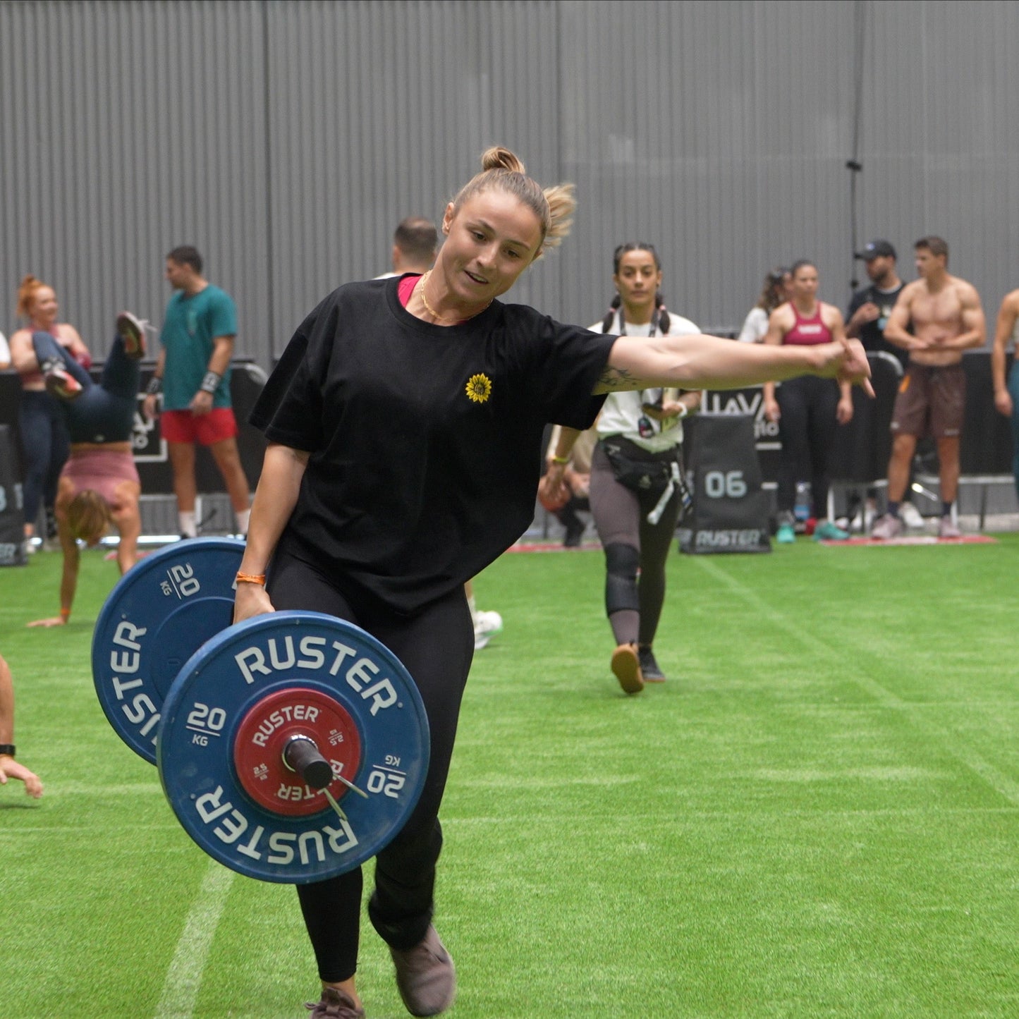 T-shirt Oversize "Confort Is a False Security" – Unisexe